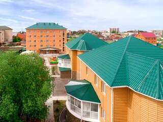 Отель Green Which Tourist Borovoye Боровое Улучшенные апартаменты с сауной-1
